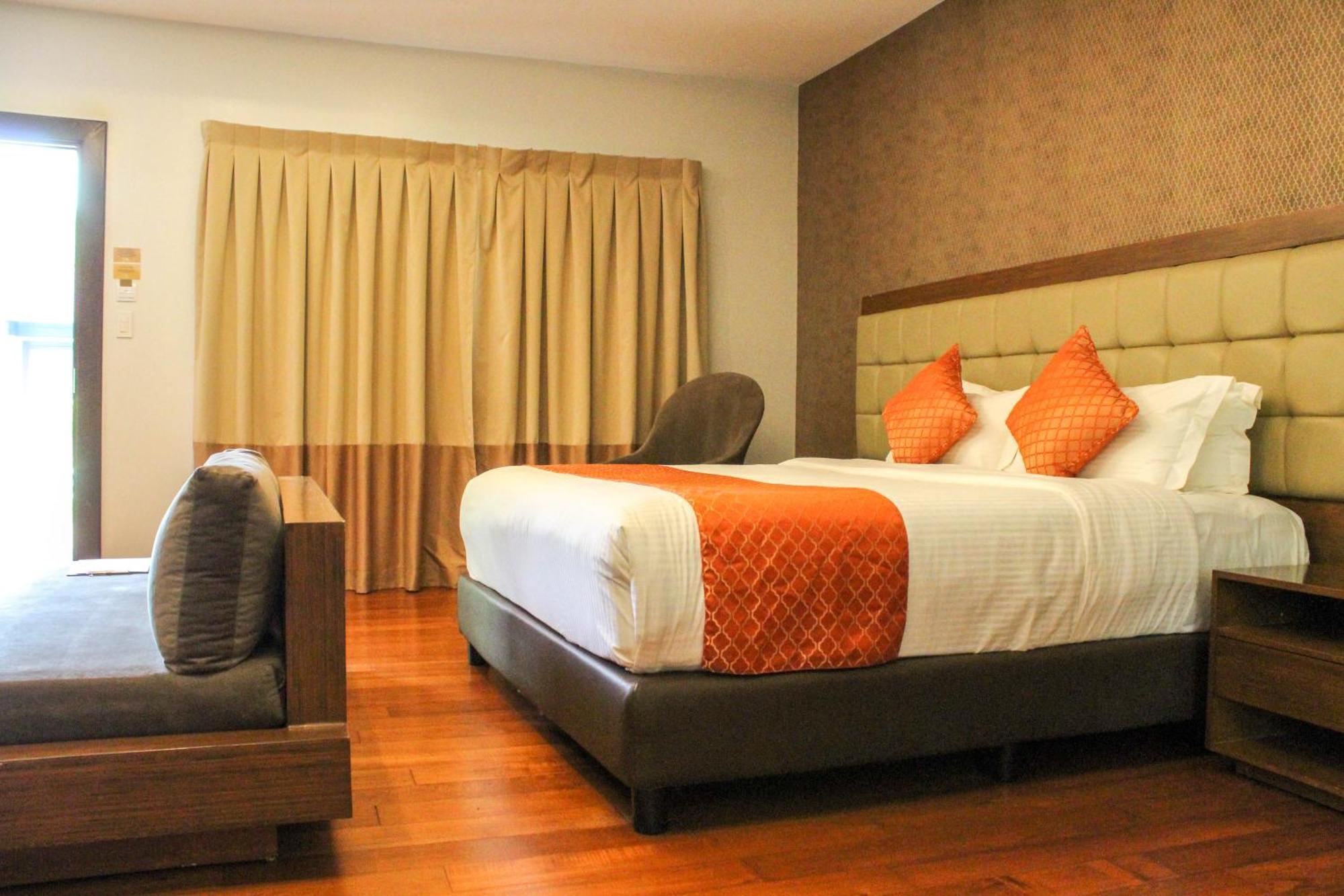 Coron Soleil Garden Resort Bagian luar foto