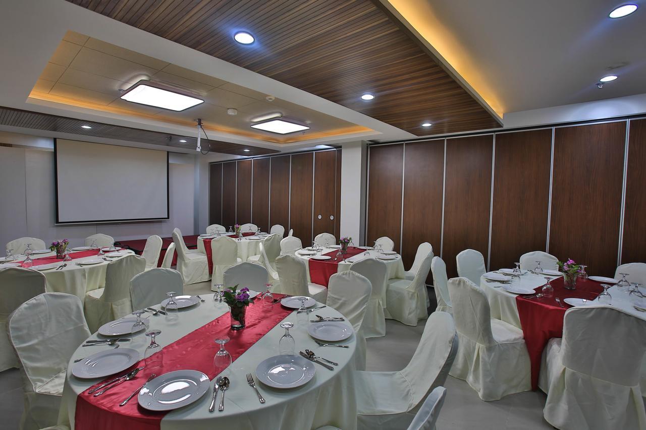 Coron Soleil Garden Resort Bagian luar foto