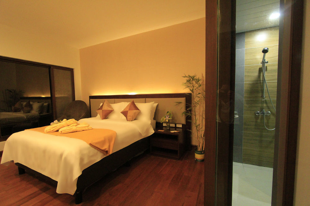 Coron Soleil Garden Resort Bagian luar foto